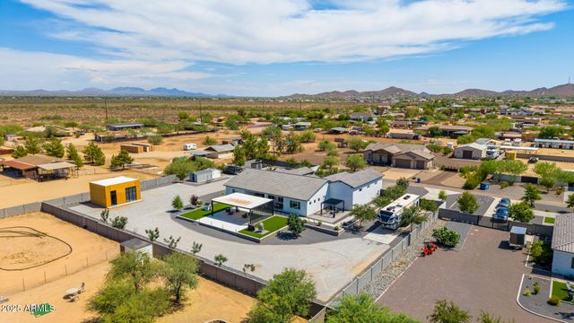 37227 N 11TH Avenue, Phoenix, AZ 85086