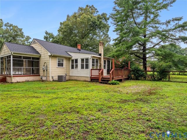 11592 Cedar Ln, Ashland, VA 23005