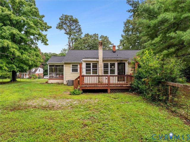 11592 Cedar Ln, Ashland, VA 23005