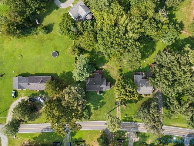 11592 Cedar Ln, Ashland, VA 23005