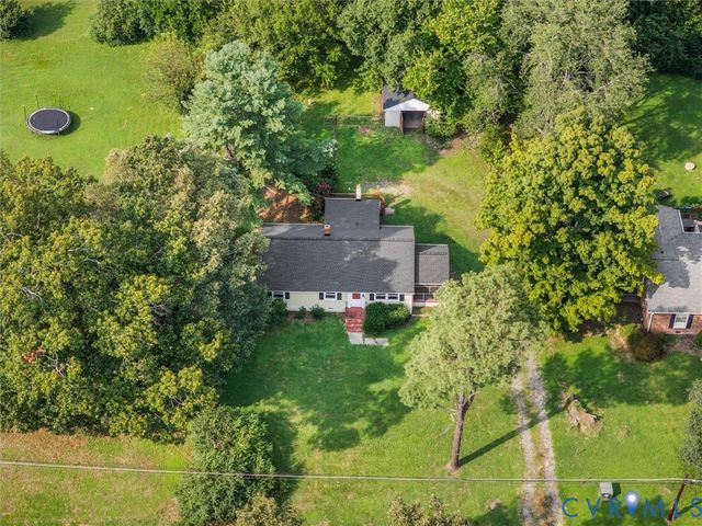 11592 Cedar Ln, Ashland, VA 23005