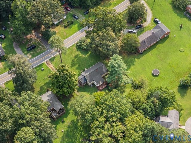 11592 Cedar Ln, Ashland, VA 23005