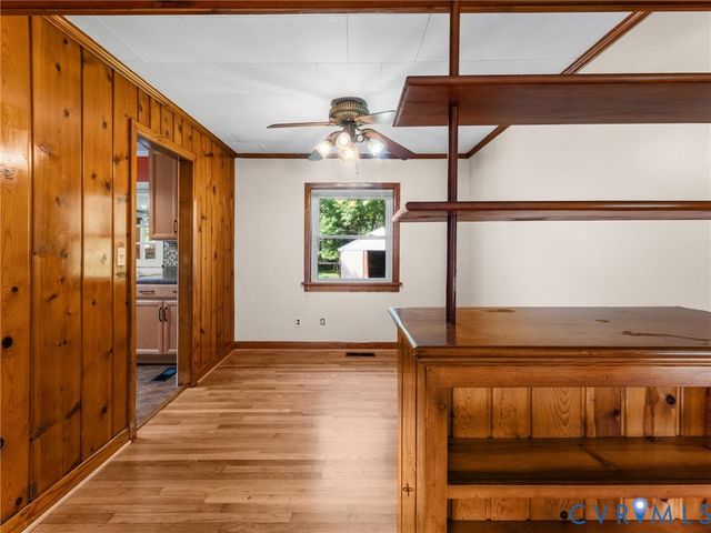 11592 Cedar Ln, Ashland, VA 23005