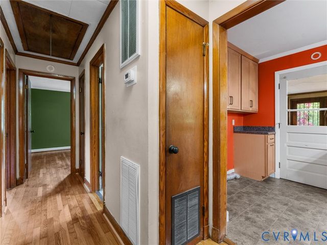 11592 Cedar Ln, Ashland, VA 23005