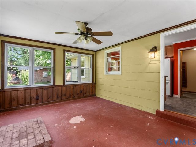 11592 Cedar Ln, Ashland, VA 23005