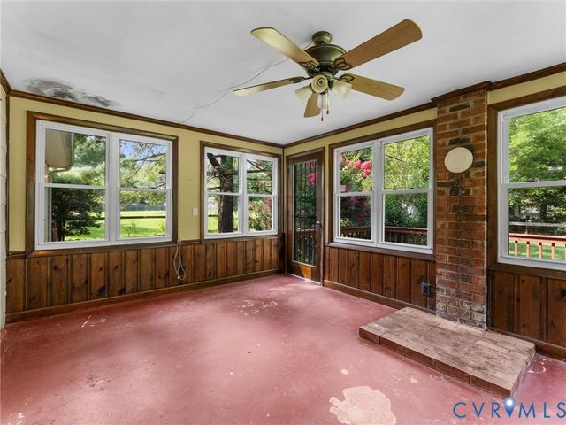 11592 Cedar Ln, Ashland, VA 23005
