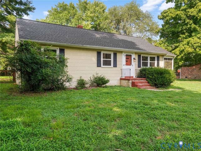 11592 Cedar Ln, Ashland, VA 23005