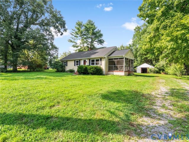 11592 Cedar Ln, Ashland, VA 23005