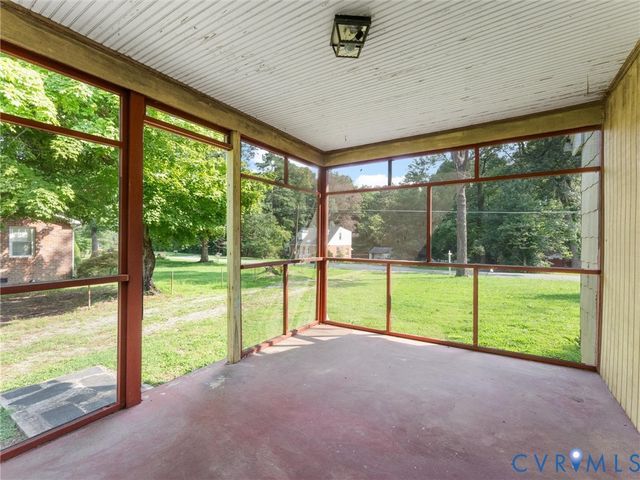 11592 Cedar Ln, Ashland, VA 23005