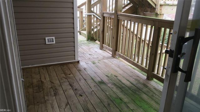 784 Windbrook Cir Apt 201, Newport News, VA 23602