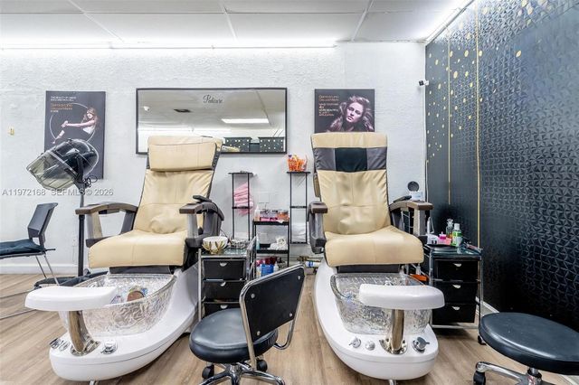 Taft ST, Pembroke Pines, FL 33024