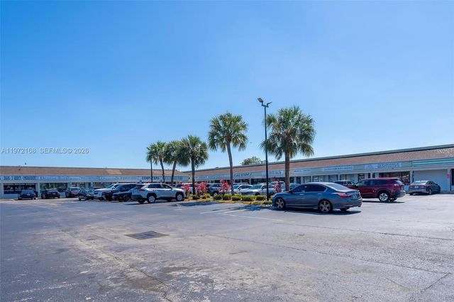 Taft ST, Pembroke Pines, FL 33024