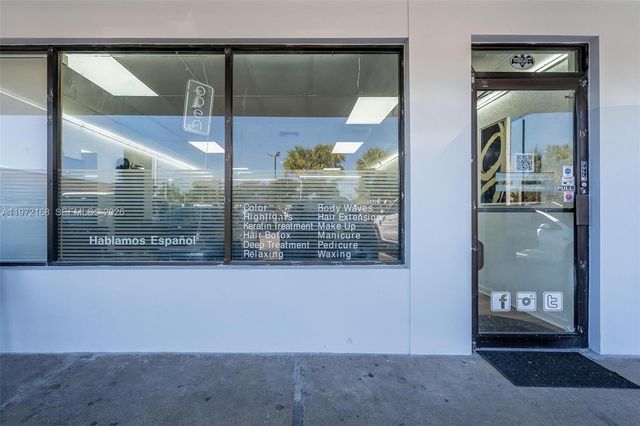 Taft ST, Pembroke Pines, FL 33024