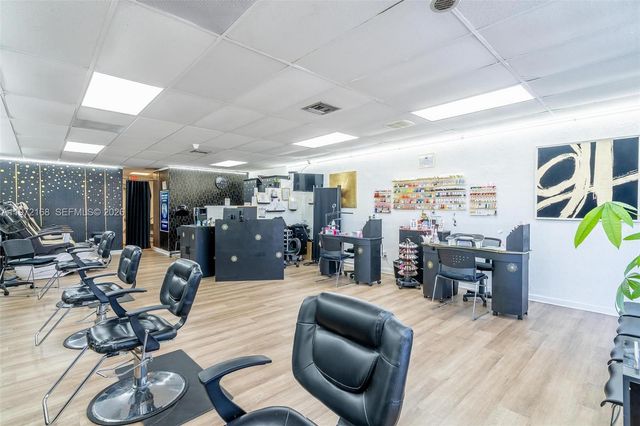 Taft ST, Pembroke Pines, FL 33024