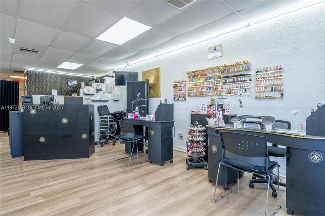 Taft ST, Pembroke Pines, FL 33024