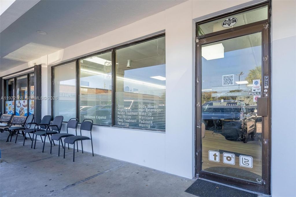 Taft ST, Pembroke Pines, FL 33024