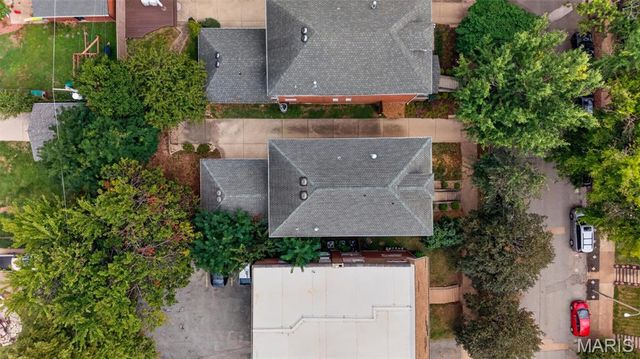3843 Russell Boulevard, St Louis, MO 63110