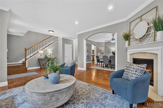 3843 Russell Boulevard, St Louis, MO 63110