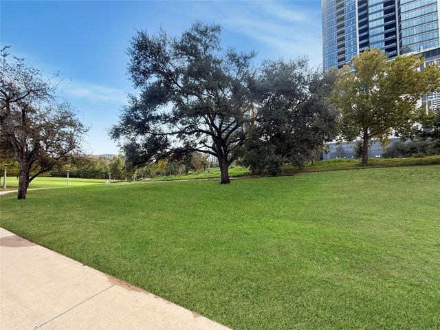 3711 Newhouse Street, Houston, TX 77019