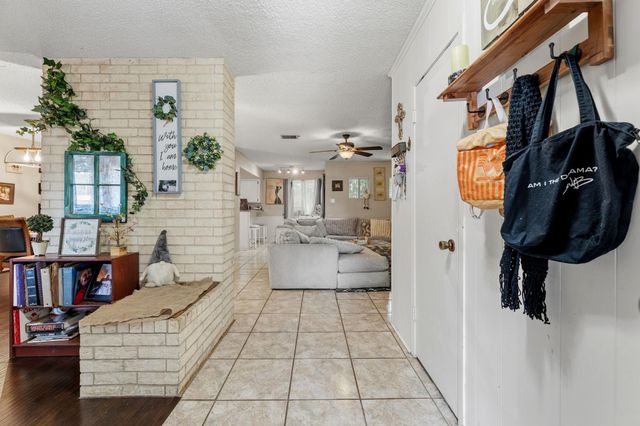 2818 Ellington Street, Houston, TX 77088