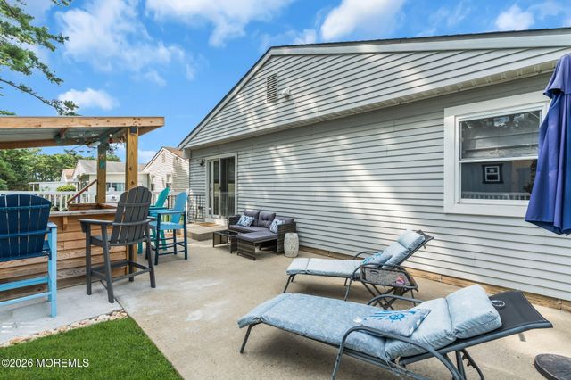 79 San Carlos Street, Toms River, NJ 08757