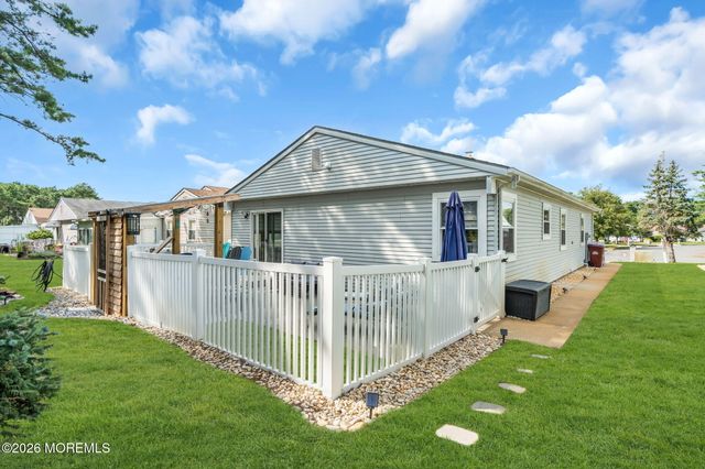 79 San Carlos Street, Toms River, NJ 08757