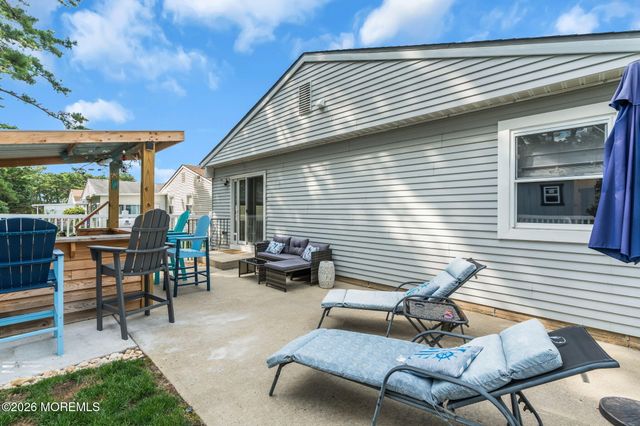 79 San Carlos Street, Toms River, NJ 08757