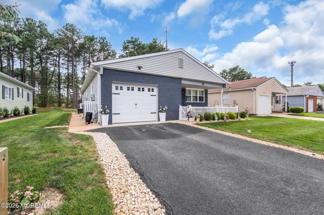 79 San Carlos Street, Toms River, NJ 08757