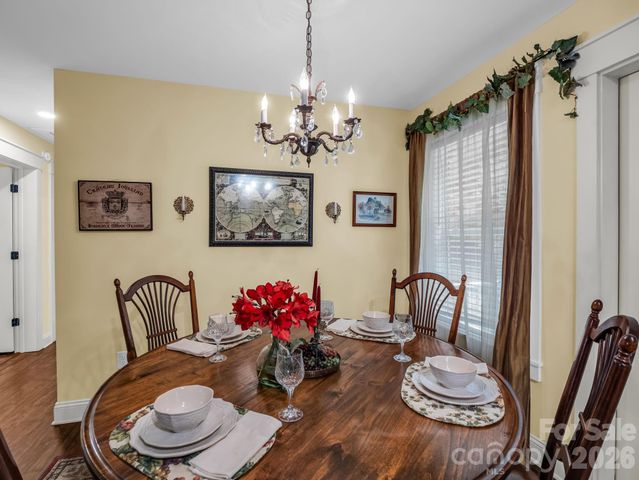 101 Plato Place, Etowah, NC 28729