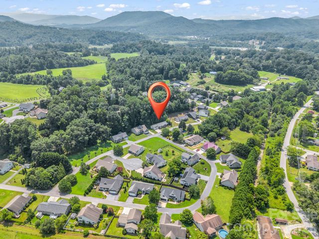 101 Plato Place, Etowah, NC 28729