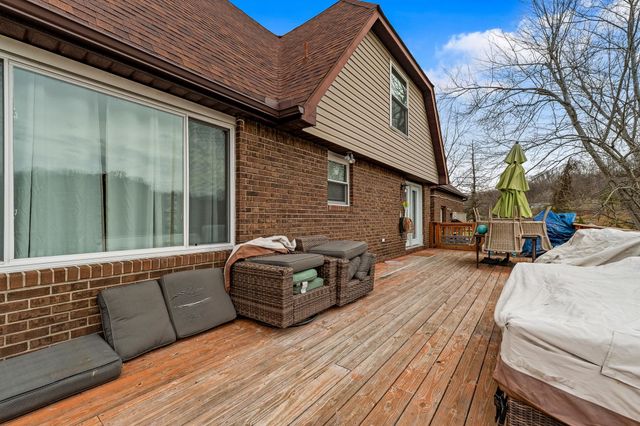 45 Hillcrest Drive, Kenova, WV 25530