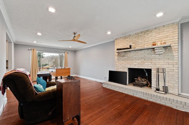 45 Hillcrest Drive, Kenova, WV 25530