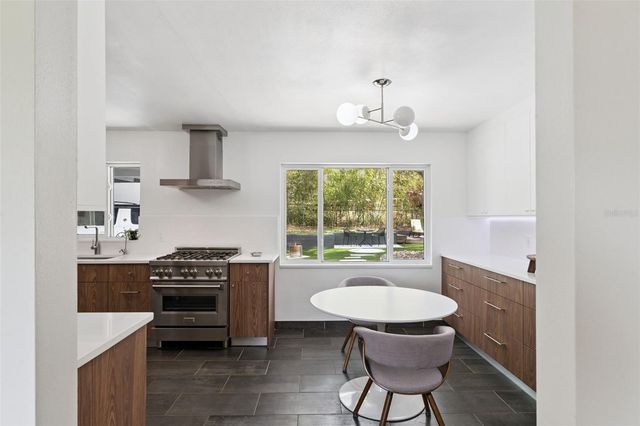 10426 LAKESHORE DRIVE, Clermont, FL 34711