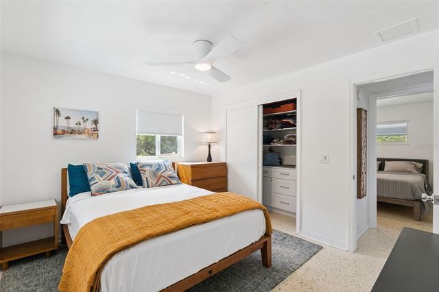 10426 LAKESHORE DRIVE, Clermont, FL 34711