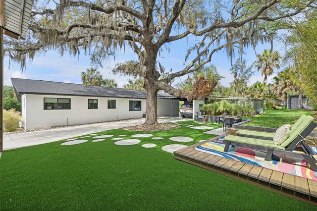 10426 LAKESHORE DRIVE, Clermont, FL 34711