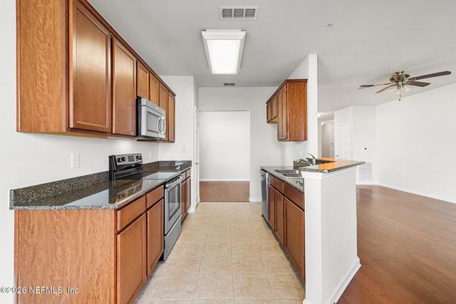 11809 SURFBIRD Circle 7E, Jacksonville, FL 32256