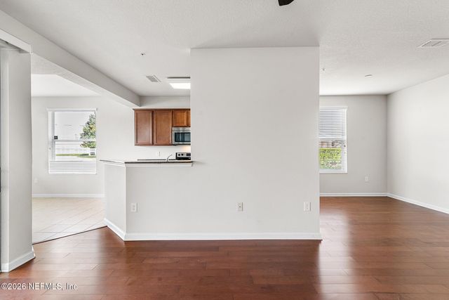 11809 SURFBIRD Circle 7E, Jacksonville, FL 32256