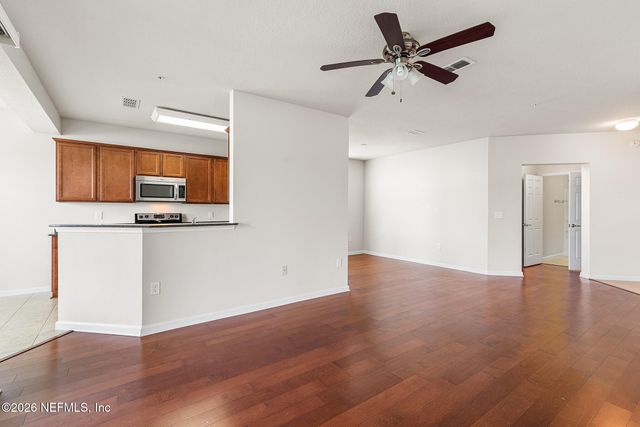 11809 SURFBIRD Circle 7E, Jacksonville, FL 32256