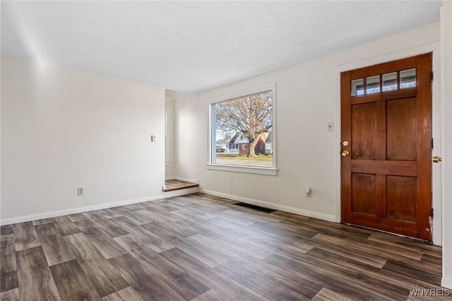 331 South Shore Boulevard, Lackawanna, NY 14218