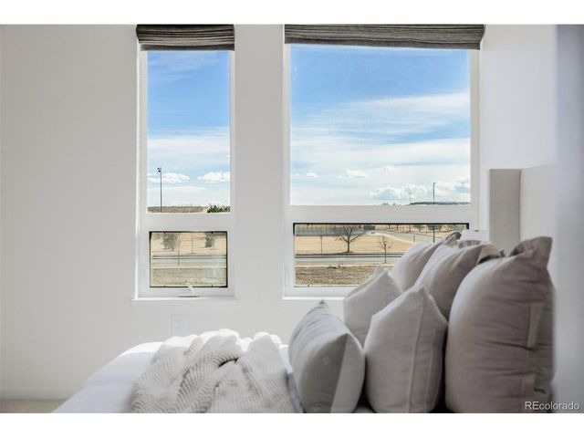 8165 E Lowry Blvd 209, Denver, CO 80230