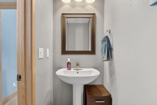 4252 Fox Hills Court, Janesville, WI 53546