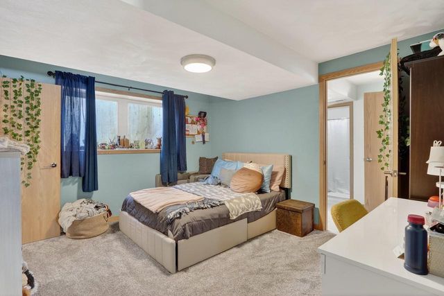 4252 Fox Hills Court, Janesville, WI 53546