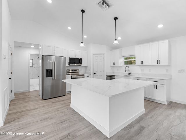 2829 Warren Street, Mims, FL 32754