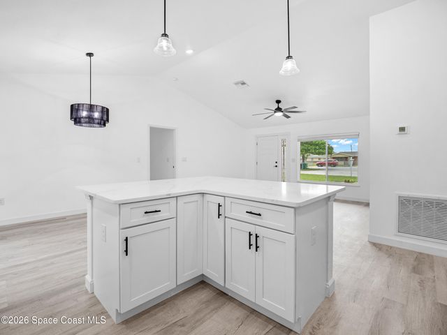 2829 Warren Street, Mims, FL 32754