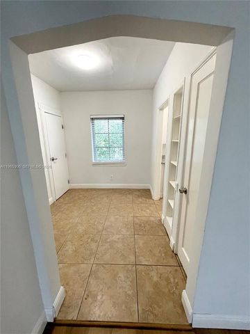 720 Meridian Ave 5, Miami Beach, FL 33139