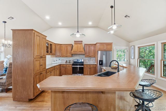 11005 E 156th Street North, Collinsville, OK 74021