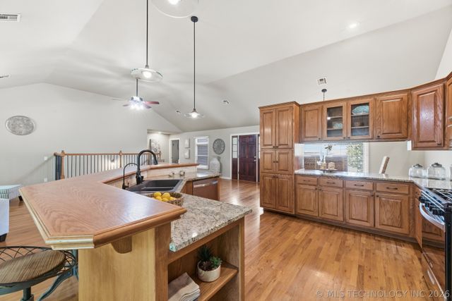 11005 E 156th Street North, Collinsville, OK 74021