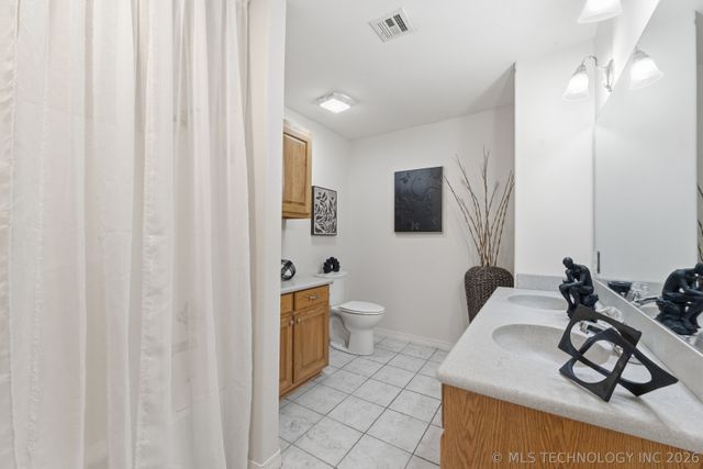 11005 E 156th Street North, Collinsville, OK 74021