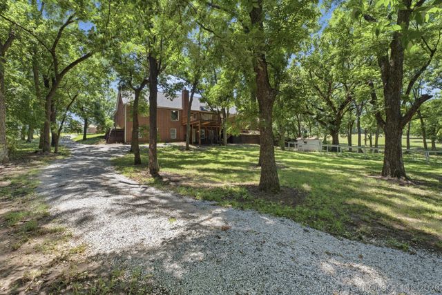 11005 E 156th Street North, Collinsville, OK 74021