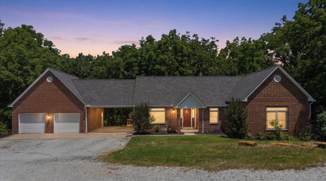 11005 E 156th Street North, Collinsville, OK 74021